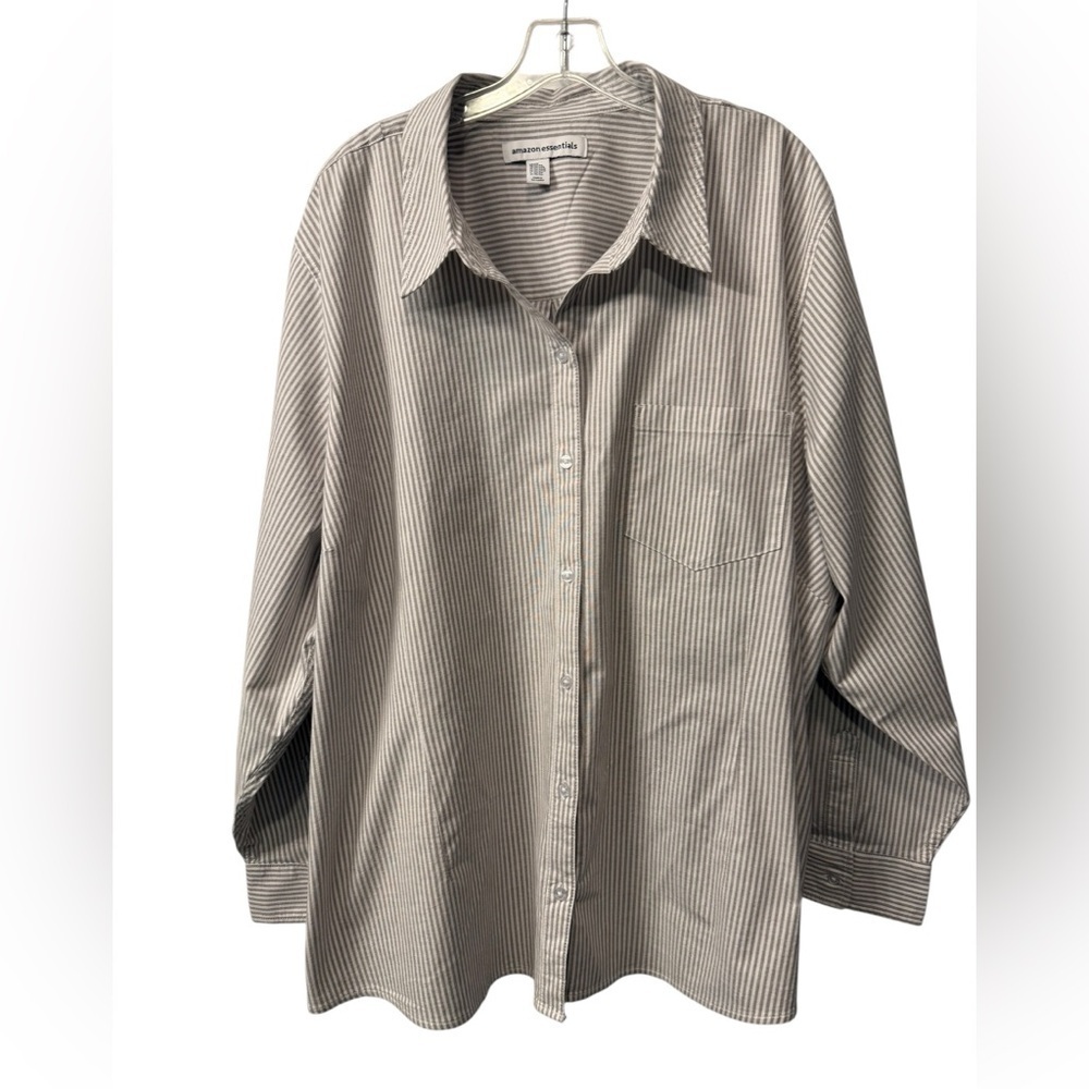 Women’s Amazon Essentials button down stretch Oxford shirt NWT Size 5XL
